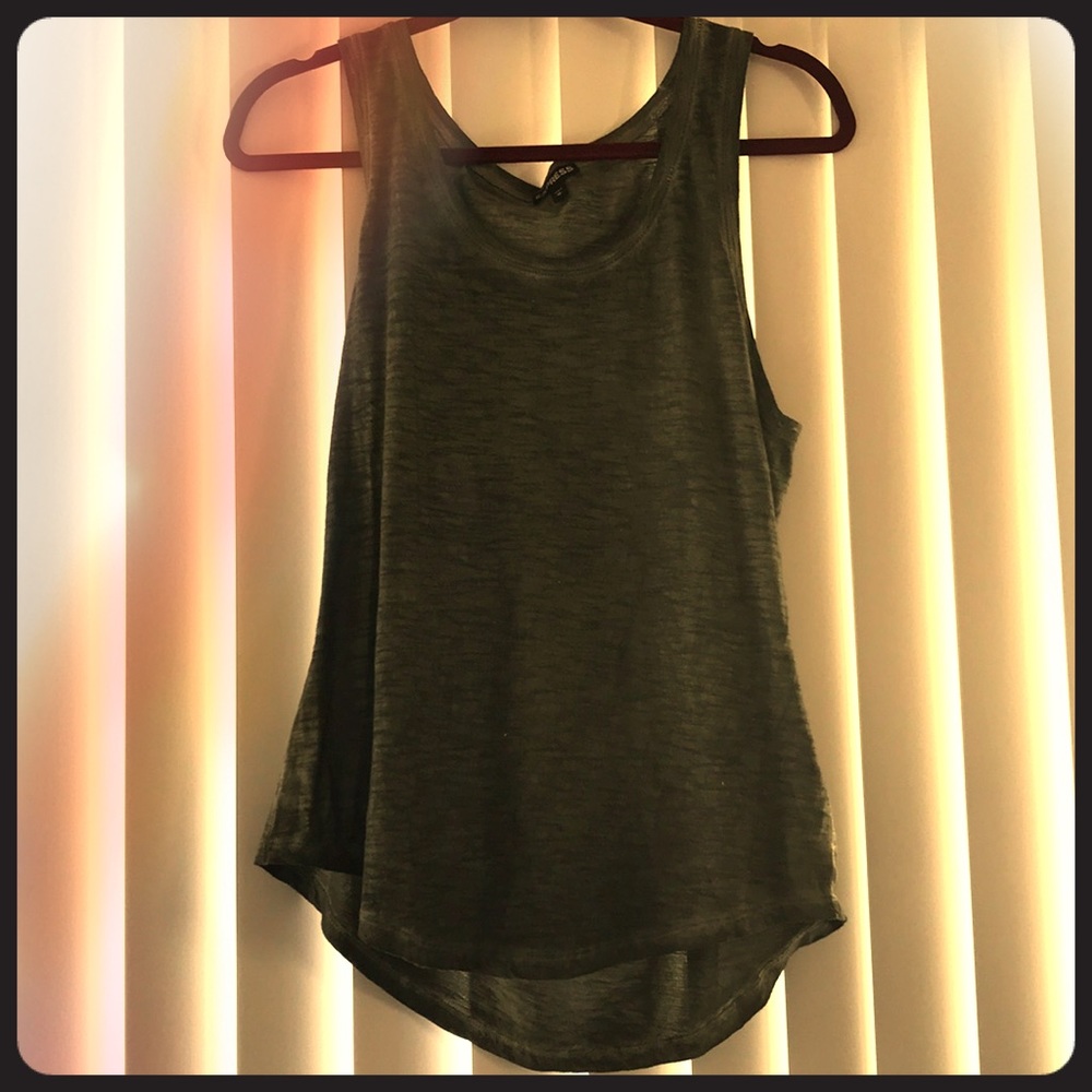 Express tank top